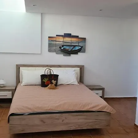 Bellevue Ff Apartman Ravda