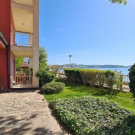 Apartman Bellevue Ff Ravda